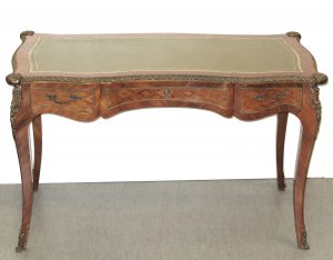 Louis XV Möbel Auktion München Schreibtisch 